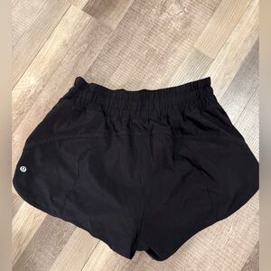 Lululemon track that high rise lined short 3 inch inseam size 10.